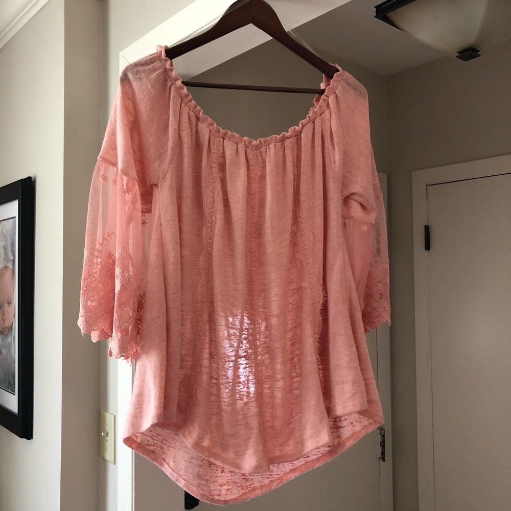 Sweet n sexy! Pink lace off-the-shoulder top 1X